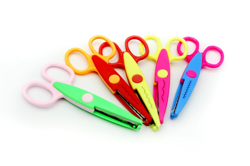 TIJERA ZIG-ZAG PEQ / PAC2235 (DISPLAY X 12UNDS)  [PAC30005-117]