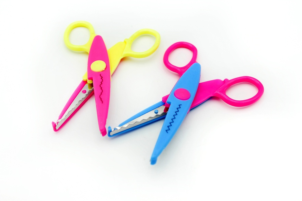 TIJERA ZIG-ZAG PEQ / PAC2235 (DISPLAY X 12UNDS)  [PAC30005-117]